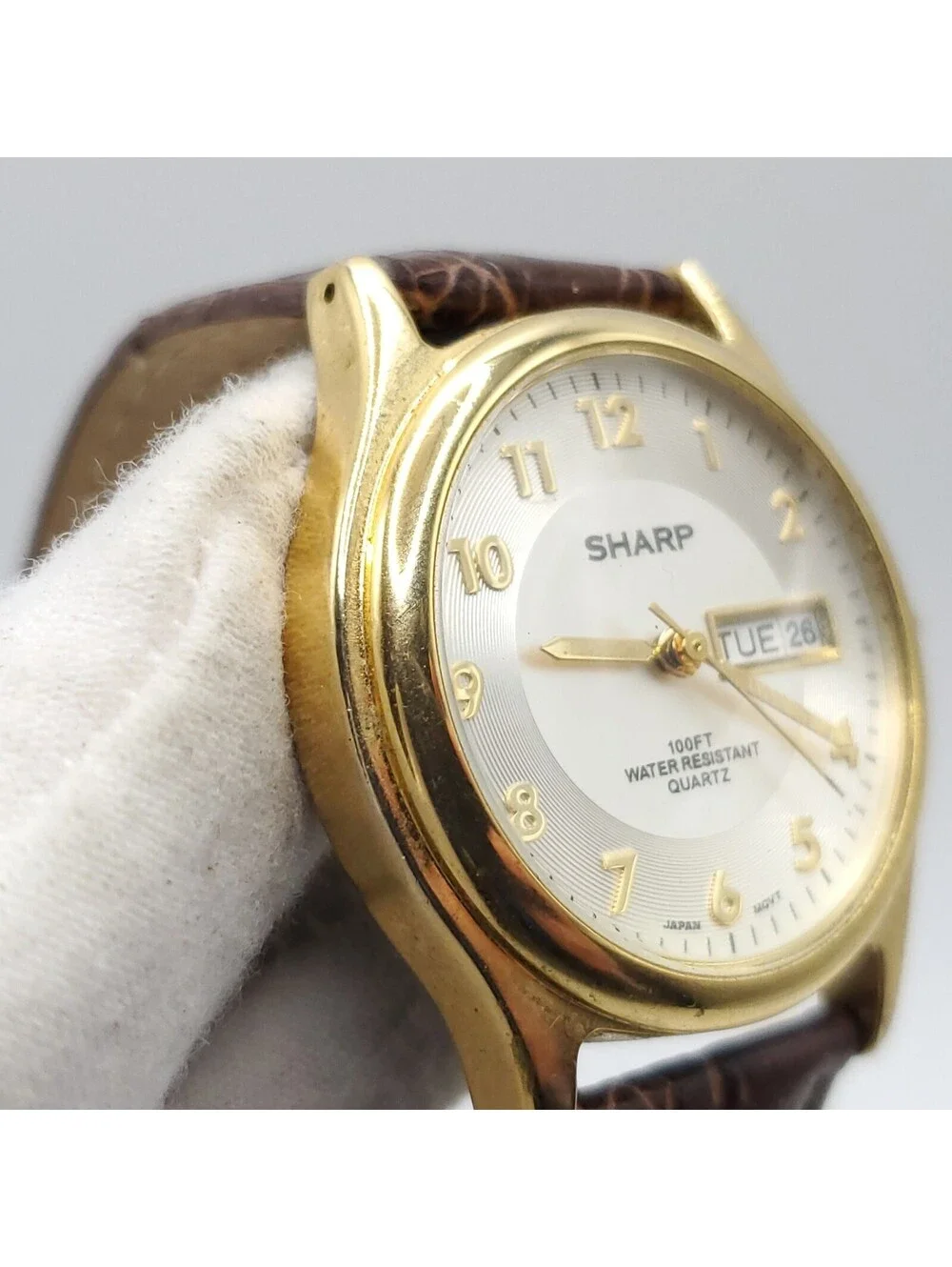 Sharp Analog Men's 37mm Watch Day/Date Silver Dial New Battery